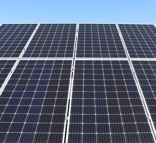 Solar Panel Installation in Como